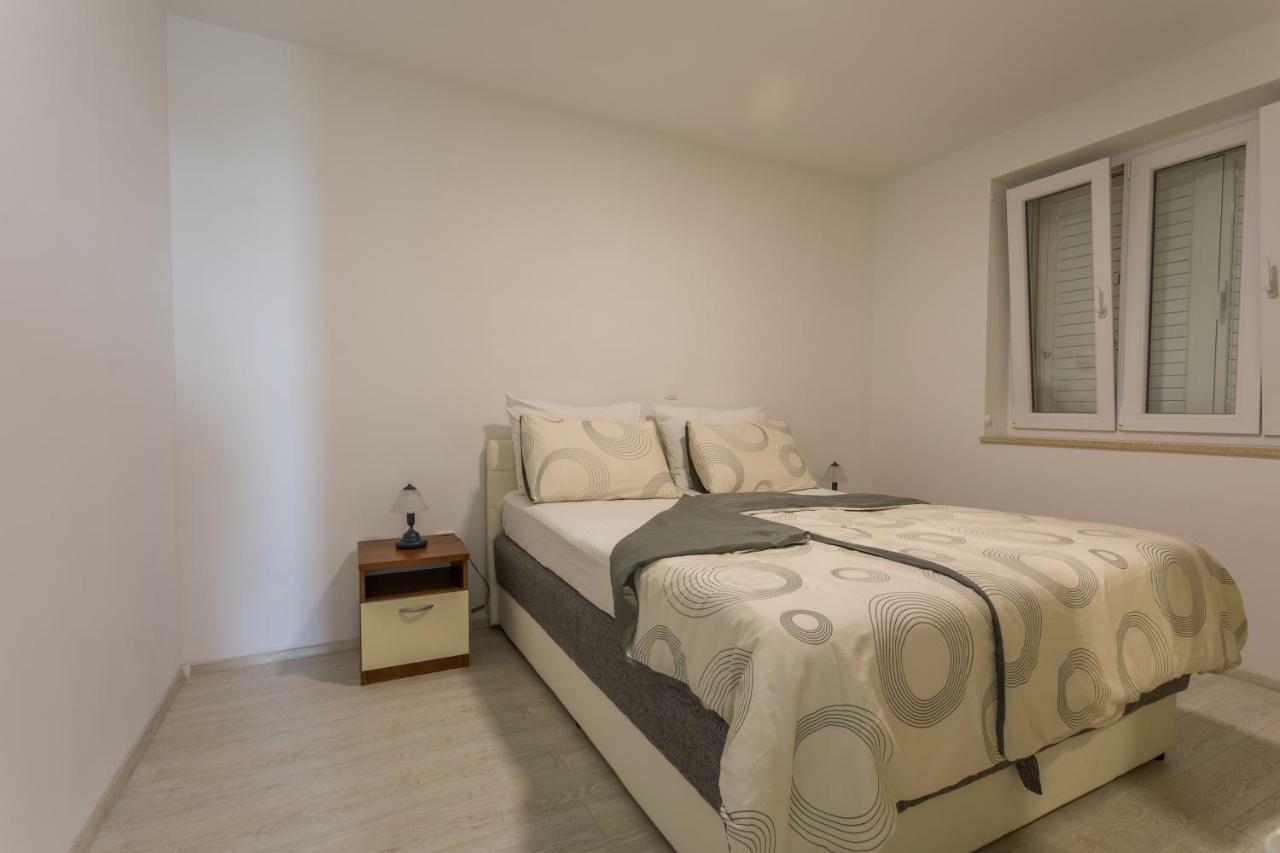 Apartmani Marija Jakir Brela Dış mekan fotoğraf