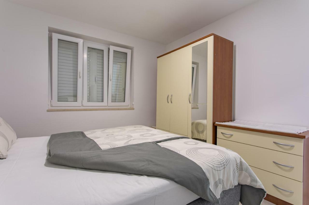 Apartmani Marija Jakir Brela Dış mekan fotoğraf