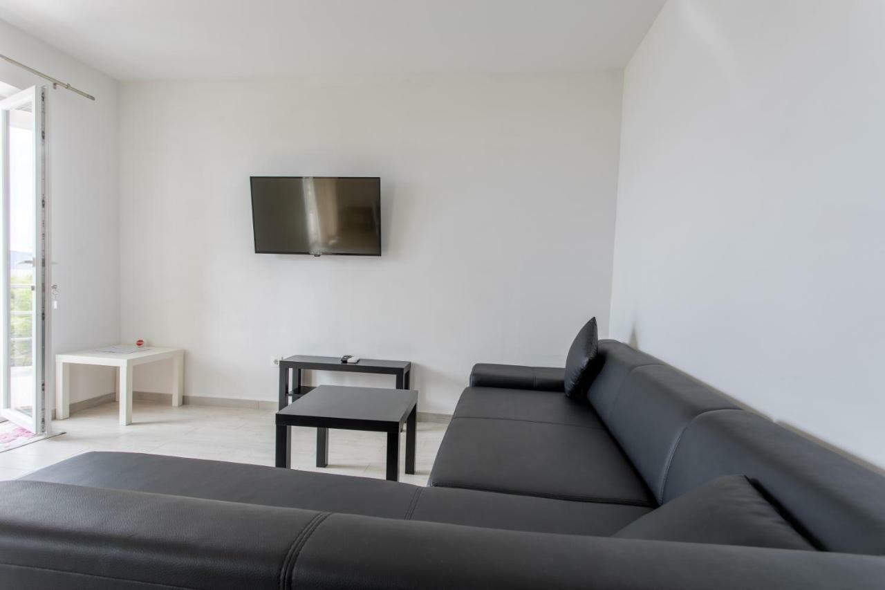 Apartmani Marija Jakir Brela Dış mekan fotoğraf