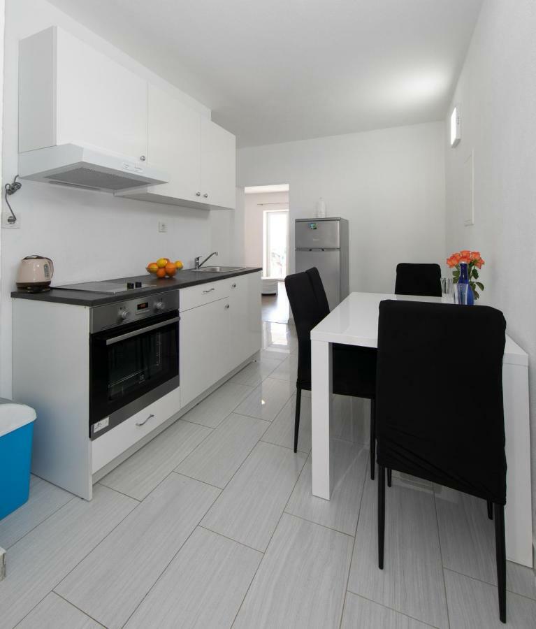 Apartmani Marija Jakir Brela Dış mekan fotoğraf